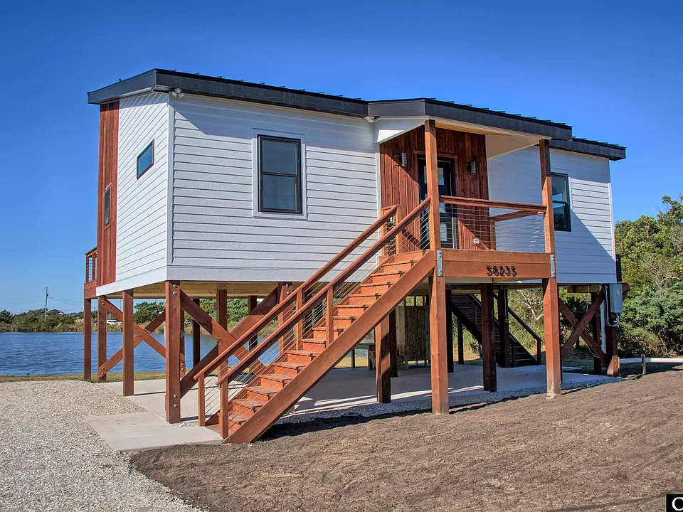 Home exterior detail